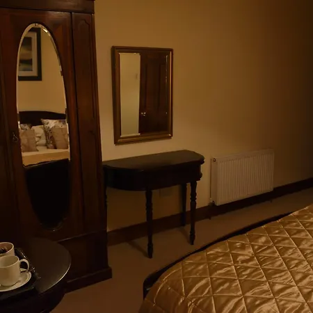 Lios Bed & Breakfast 4*
