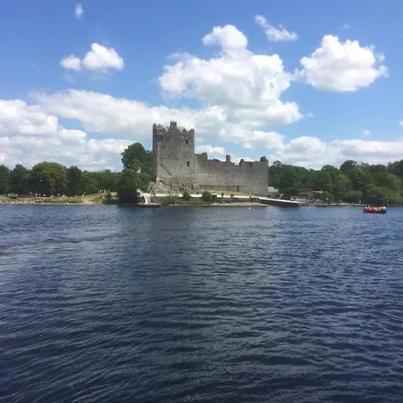 Lios 4* Woodford (Kerry)